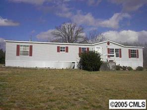 206 Shawn Dr., Mount Holly, NC 28120