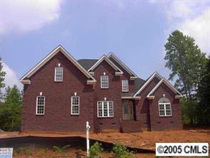213 Honeysuckle Creek Loop, Mooresville, NC 28117