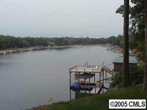 424 Oak Tree Rd., Mooresville, NC 28117