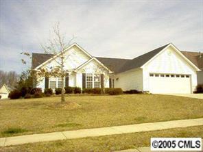 7538 Shadowstone Dr., Charlotte, NC 28270