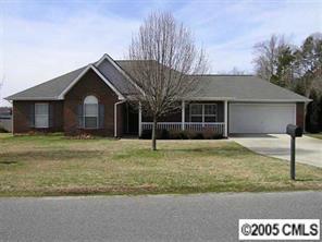 610 Emerson Dr., Mooresville, NC 28115