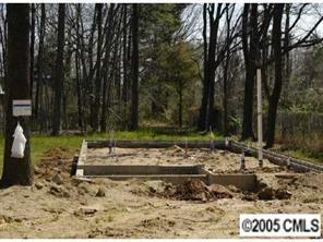 913 Tennyson Dr., Charlotte, NC 28208