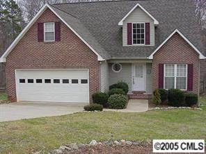 6984 Forest Manor Dr., Denver, NC 28037