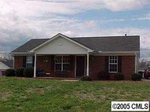 605 Canary Ct., Wingate, NC 28174