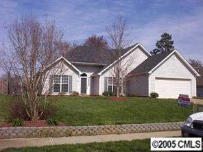 14139 Southbridge Forest Dr., Charlotte, NC 28273