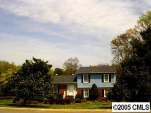 201 Colonial Dr., Belmont, NC 28012