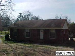 4401 Brooktree Dr., Charlotte, NC 28208