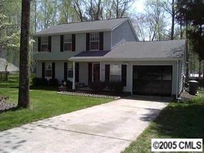 6824 Honey Hurst Ln., Charlotte, NC 28212