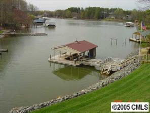 122 Mcnaron Ln., Mooresville, NC 28117
