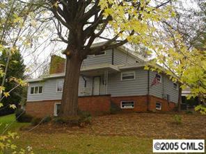 134 NW 27th Ave., Hickory, NC 28601