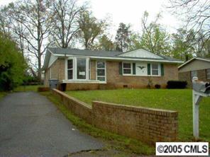 917 Dunleigh Dr., Charlotte, NC 28214