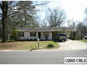 2306 Englewood St., Kannapolis, NC 28083
