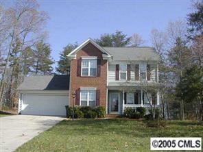 136 Fox Crossing Dr., Denver, NC 28037