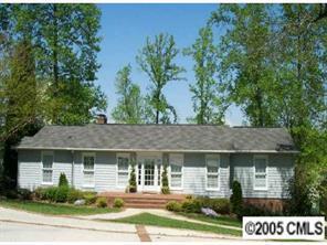 388 Oak Tree Rd., Mooresville, NC 28117