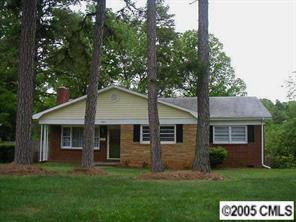 3807 Carlyle Dr., Charlotte, NC 28208