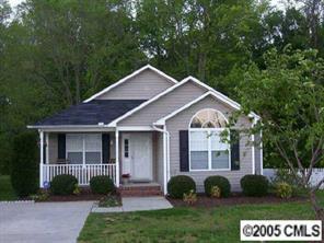 1649 Barbara Ann Cir., Kannapolis, NC 28083