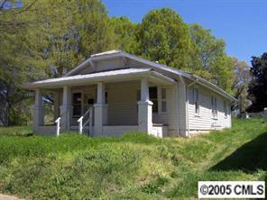 627 Harrison St., Statesville, NC 28677