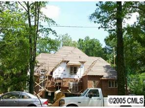 1909 Shoreham Dr., Charlotte, NC 28211