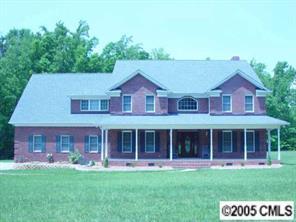 5821 Mountain Point Ln., Charlotte, NC 28216