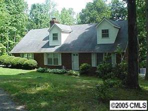 2128 Charles Raper Jonas Hwy, Mount Holly, NC 28120