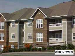 9909 Campus Walk Ln. #L, Charlotte, NC 28262