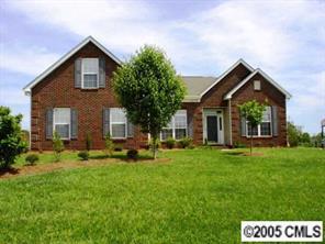 1410 Crestgate Dr., Waxhaw, NC 28173