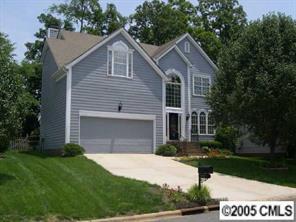 6401 Rosebriar Ln., Charlotte, NC 28277