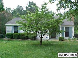 6118 Woodthrush Dr., Charlotte, NC 28227