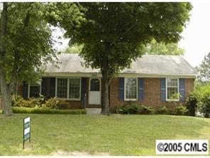 4909 Brooktree Dr., Charlotte, NC 28208