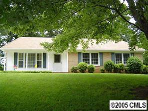 1055 Mclaughlin Dr., Charlotte, NC 28212