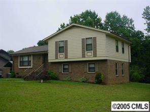 6246 Eagle Peak Dr., Charlotte, NC 28214