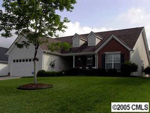 7530 Shadowstone Dr., Charlotte, NC 28270