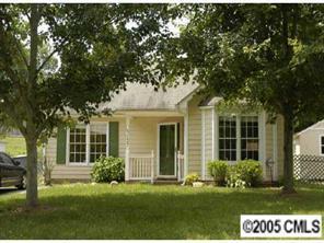 7447 Claymont Dr., Charlotte, NC 28227