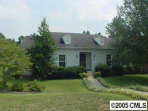 705 Walnut Point Dr., Matthews, NC 28105