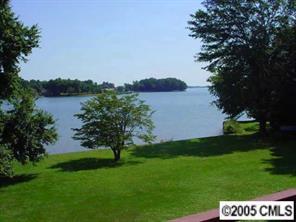 8891 Graham Point Dr., Denver, NC 28037