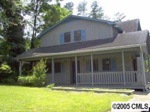 304 Lynnwood Ln., Pineville, NC 28134