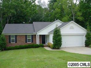 9000 Mountainaire Cir., Charlotte, NC 28214