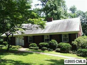 208 Woodside Dr., Wadesboro, NC 28170