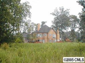 303 Forest Bay Ct., Belmont, NC 28012