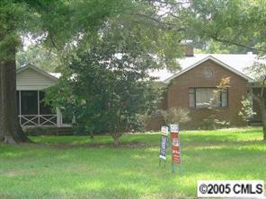 3912 Belcross Dr., Charlotte, NC 28205