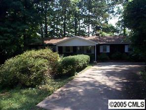 3270 Miners Cove Ct., Denver, NC 28037