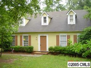 6504 Lantern Ct., Charlotte, NC 28227