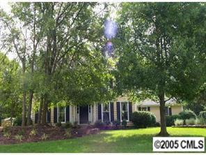 3037 Lauren Glen Rd., Charlotte, NC 28226