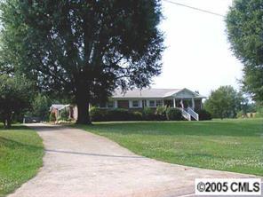442 Midway Lake Rd., Mooresville, NC 28115