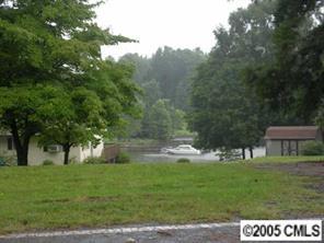 19 Shady Cove Rd., Troutman, NC 28166