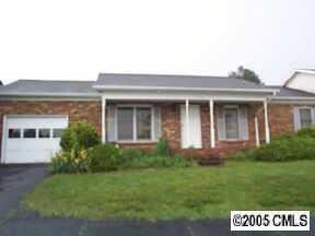 1322 NW Lenoir Rd. #19, Hickory, NC 28601