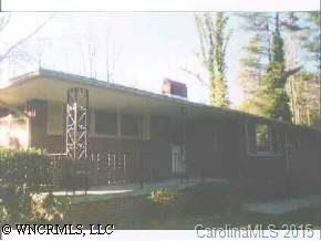 333 White Pine Dr, Hendersonville, NC 28739