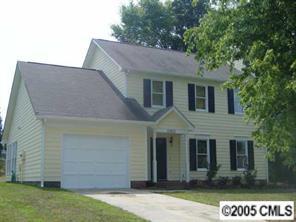 10910 Gladewater Dr., Matthews, NC 28105