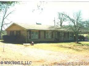 9 White Oak Street, Etowah, NC 28729