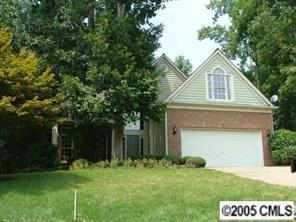 8824 Deerland Ct., Huntersville, NC 28078